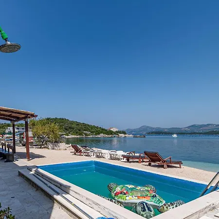 Beautiful In With Wifi Holiday home *